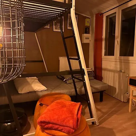 Studio En Centre-ville De - Vue Agreable - Proche De Toutes Commodites Daire Bordeaux