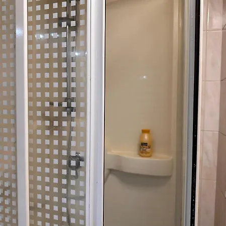 Studio En Centre-ville De - Vue Agreable - Proche De Toutes Commodites Bordeaux