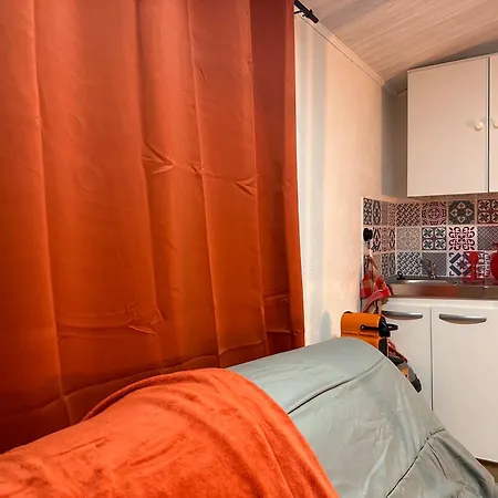 Studio En Centre-ville De - Vue Agreable - Proche De Toutes Commodites